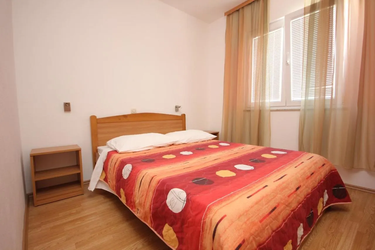 Gostinjska kuća Apartments And Rooms By The Sea Zaglav, Dugi Otok - 8144