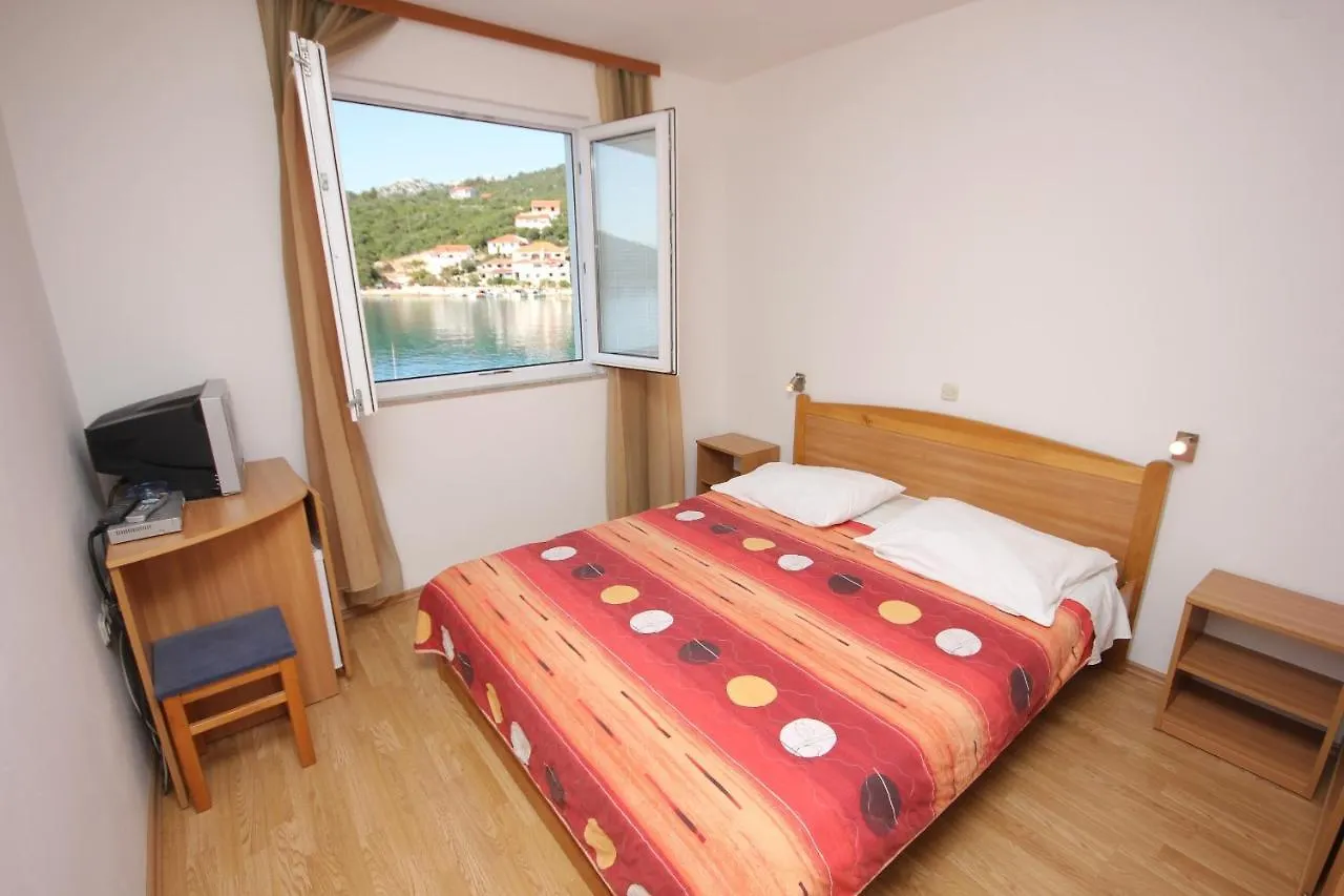 Apartments And Rooms By The Sea Zaglav, Dugi Otok - 8144 Gostinjska kuća